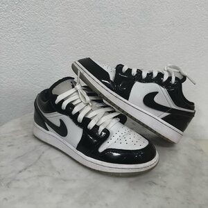 Air Jordan 1 Low Concord Color Black And White Size 3.5 Youth